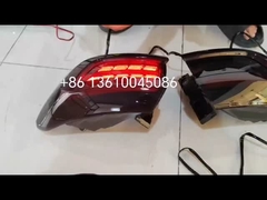 Piezas de coche LED Luz trasera del coche Modificado Actualización LED Luz de freno Luces traseras de conducción Ensamblaje para