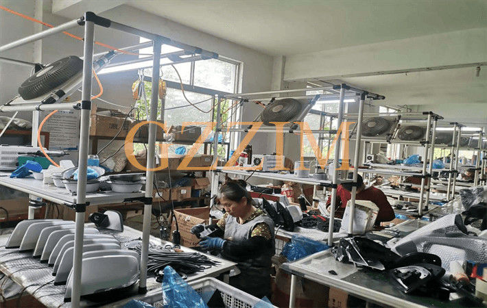 Guangzhou Zimin Auto Parts Co., Ltd. línea de producción del fabricante