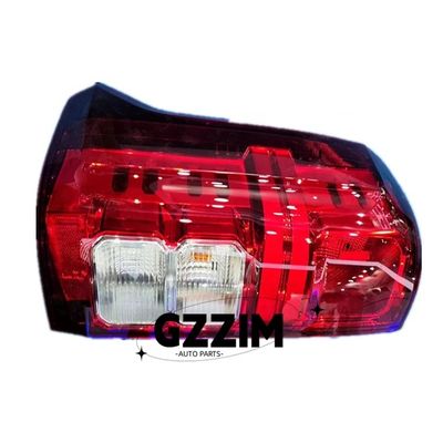 Mitsubishi Triton 2024 lámpara trasera de plástico luz para detener la señal de giro luz trasera